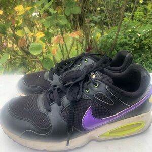 Nike Air Max 553441-005 Women's Black Purple Coliseum Races Sneakers Sz 10